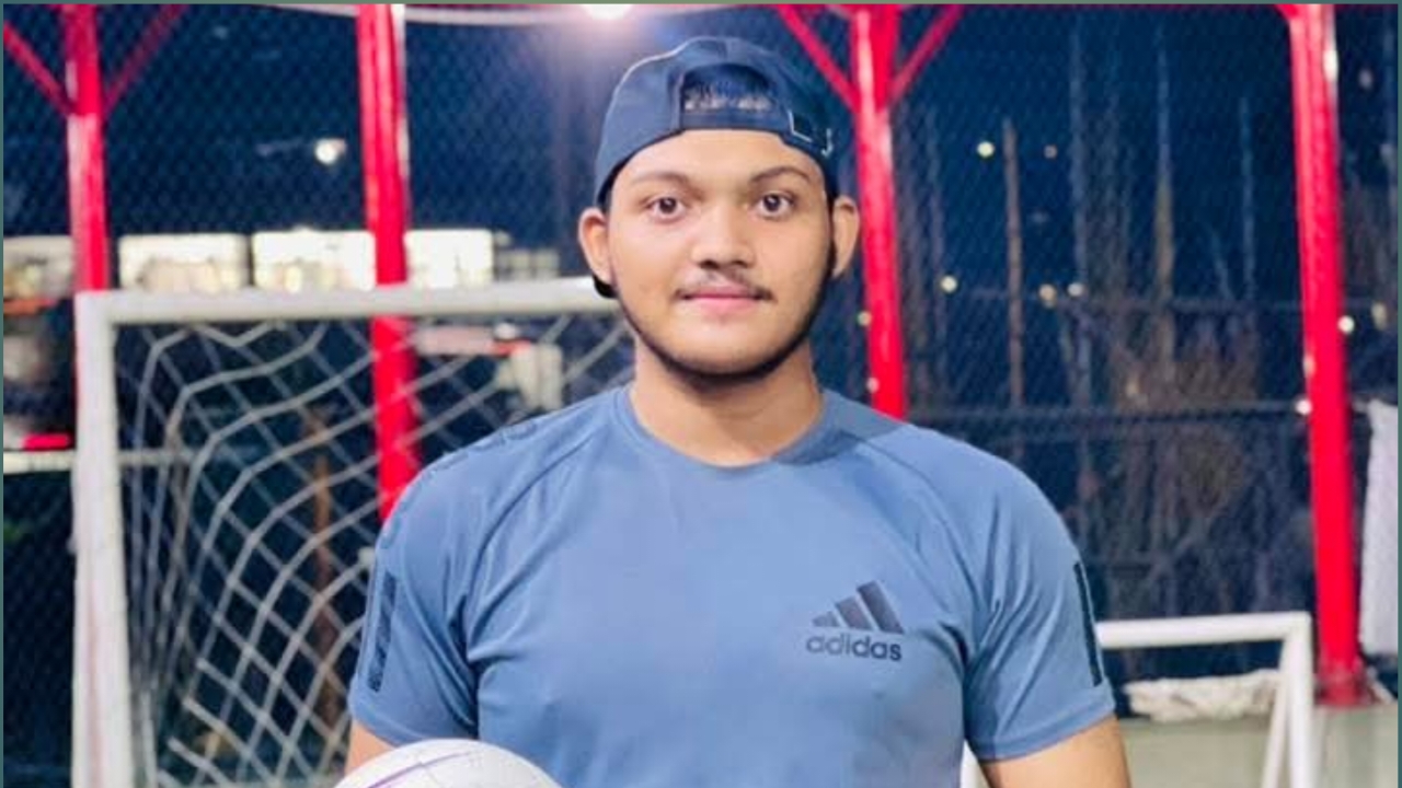 ওয়ারীতে তরুণ নিখোঁজ, ছেলের সন্ধানে পরিবার