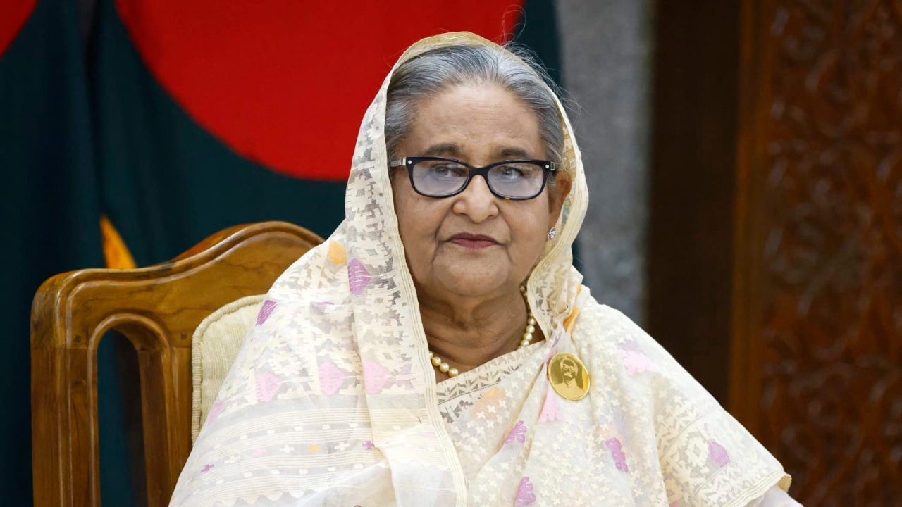 ‘চলতি বছরই দেশে ফিরব’- নির্বাসন থেকে প্রত্যাবর্তনের ঘোষণা শেখ হাসিনার